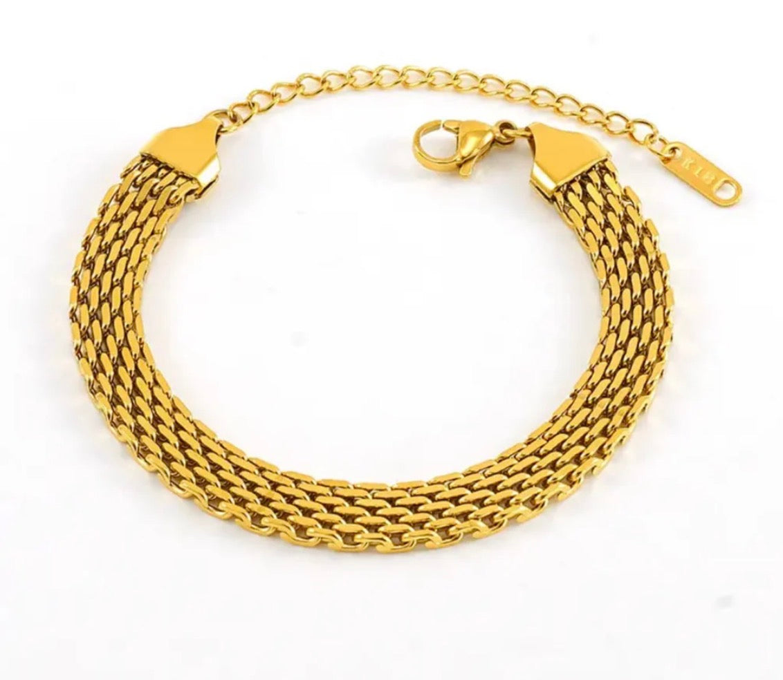 Hand Bracelet Tarnish Free