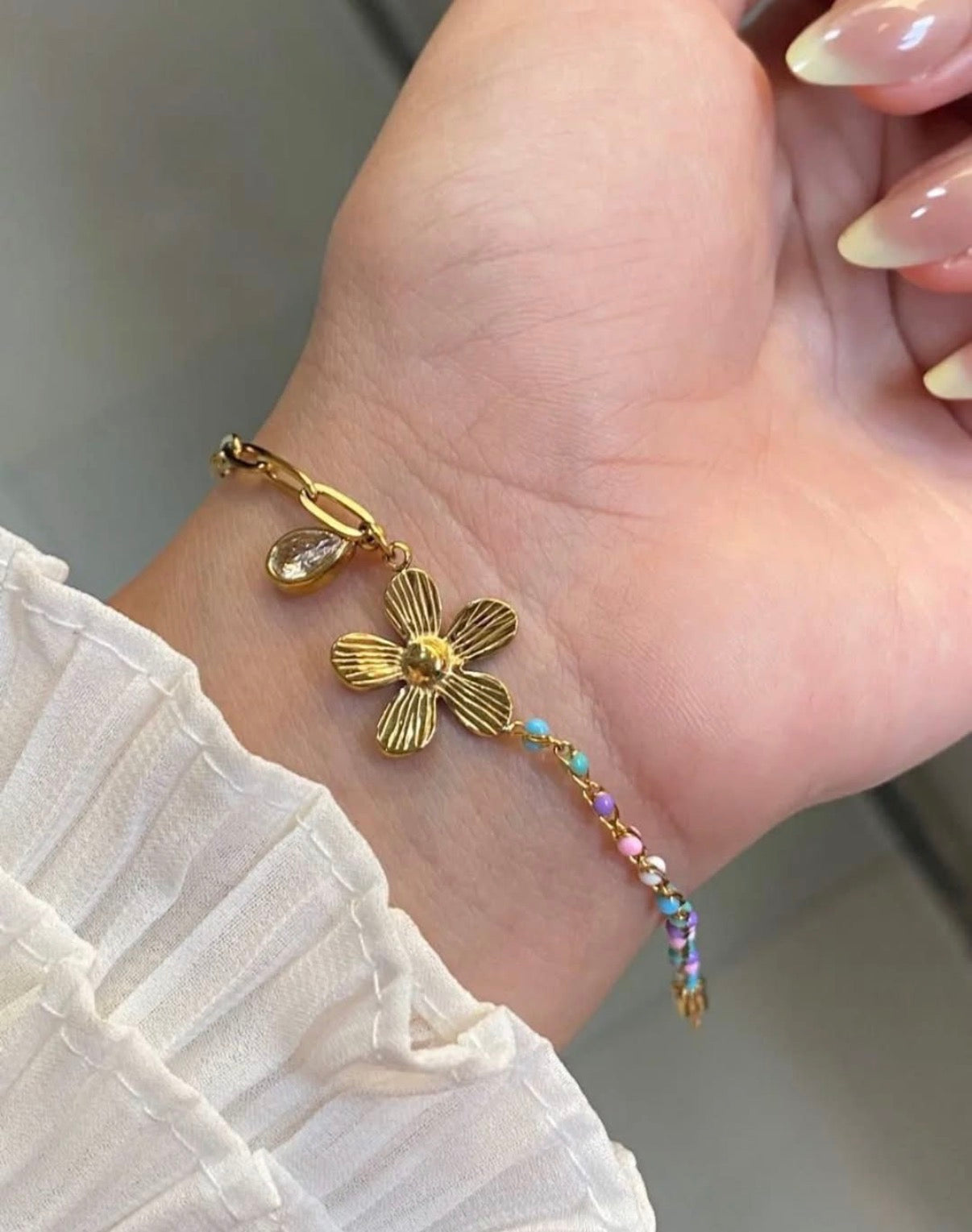 Dainty Flower Charm Bracelet